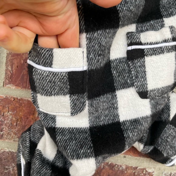 NWT Dog’s Harry Barker Black Buffalo Check Flannel Pajama Outfit Size Small - Picture 11 of 16